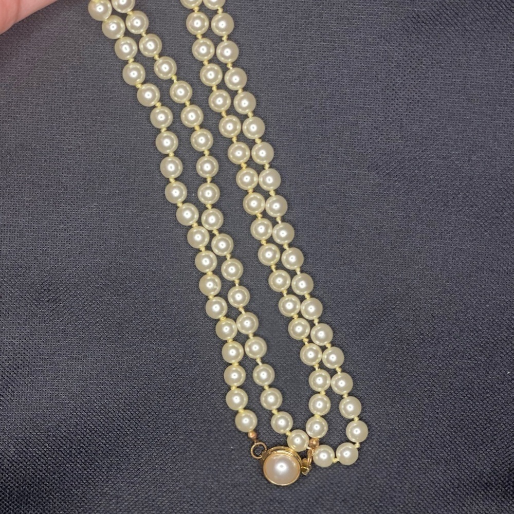 Beaded necklace - Picture 2 of 2